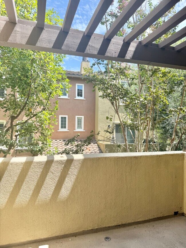Building Photo - 2715 Escala Cir
