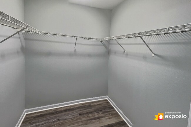 Building Photo - 2413 Whetstone Ln
