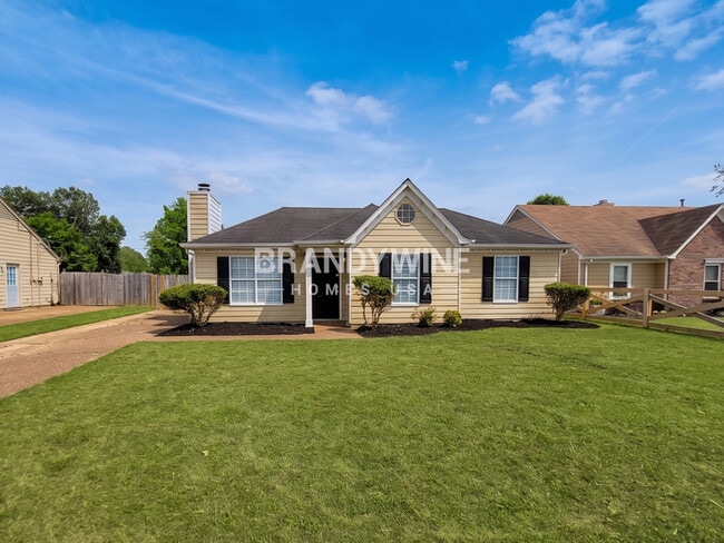 Building Photo - 5962 Cottage Hill Dr