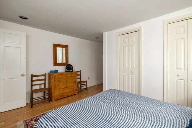 Building Photo - 1304 Ocean