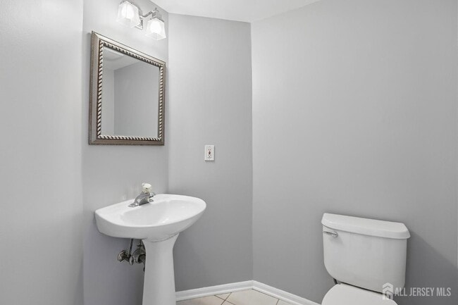 Building Photo - 1507 Wagon Wheel Ct