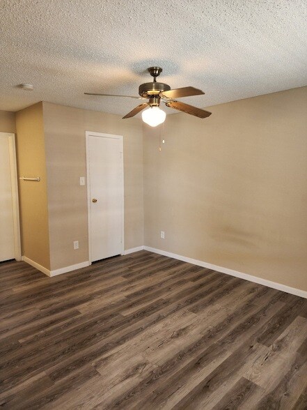 Building Photo - 2750 Holly Hall St