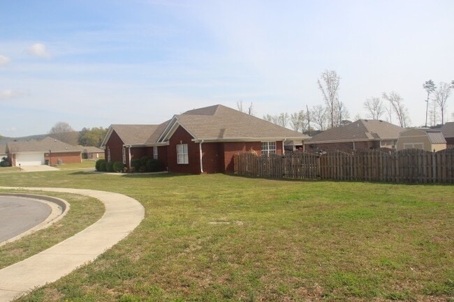 Building Photo - End of cul-de-sac quiet rancher in Owens Cross Roads