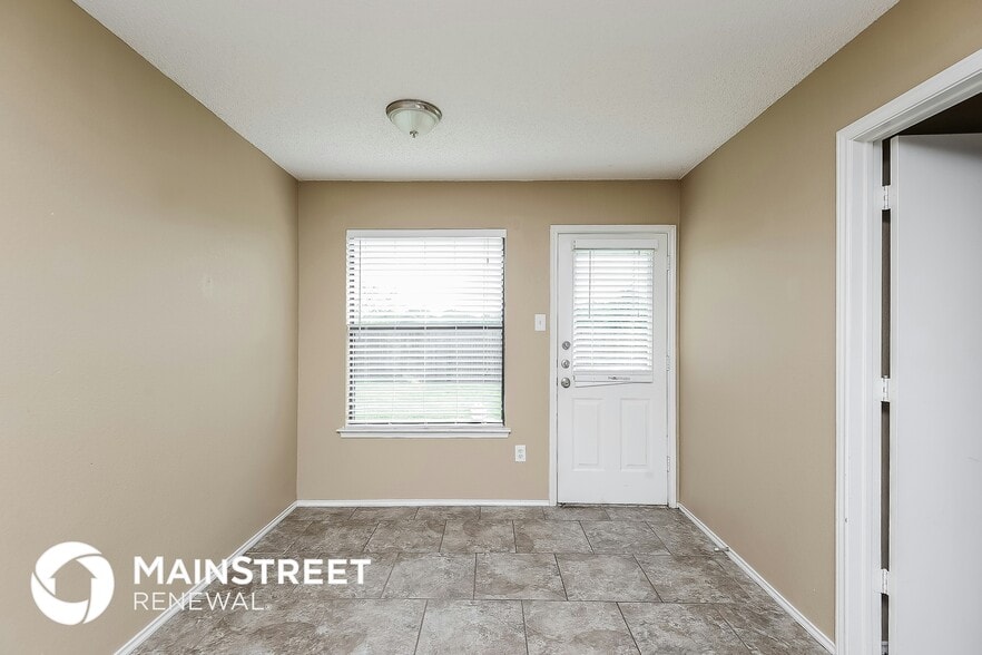 Building Photo - 645 Lemon Dr