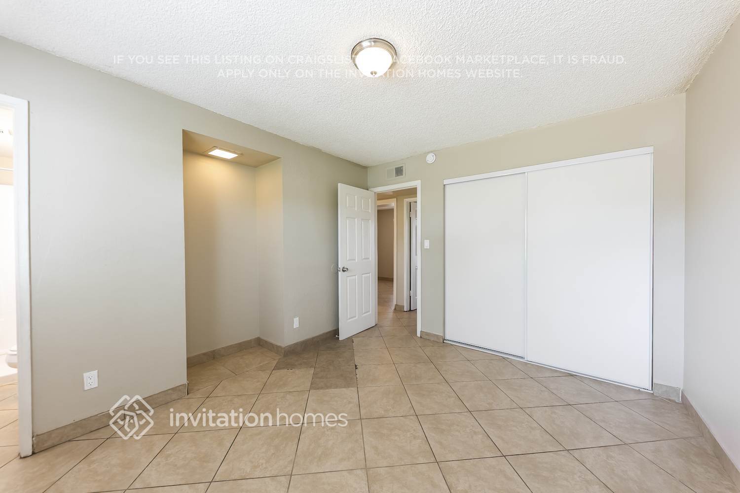 Building Photo - 18401 N 17th Ave