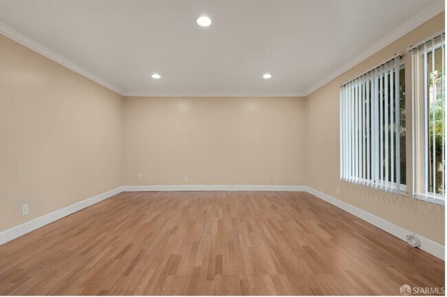 Building Photo - 1736 Woodland Ave