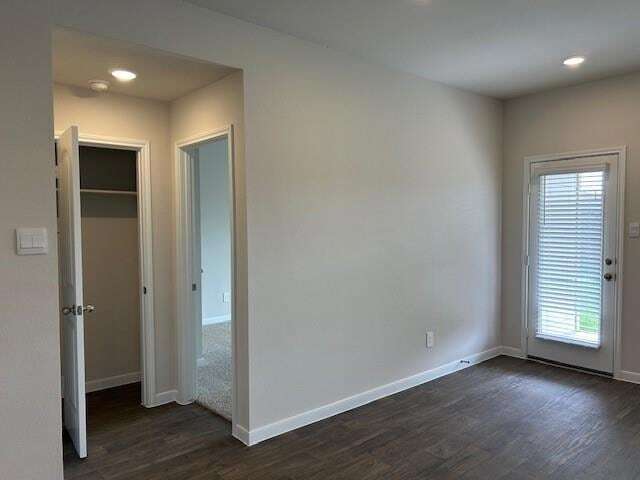 Building Photo - 311 Darwin Pl