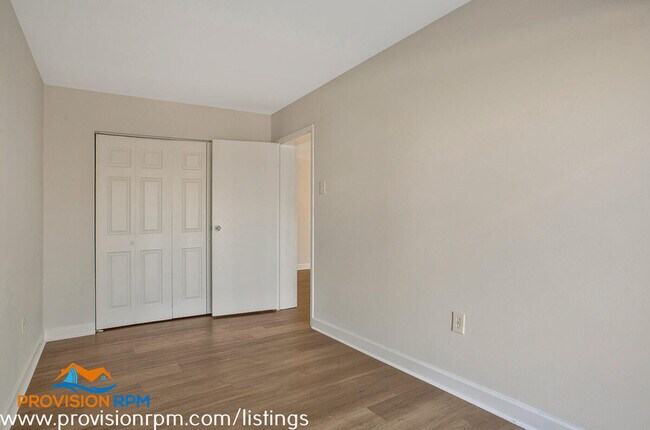 Building Photo - 2574 Riva Rd