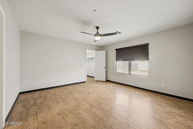 Building Photo - 16550 N Naegel Dr