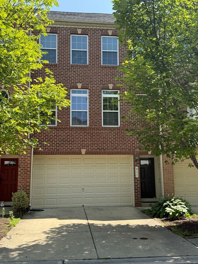 Building Photo - 951 Hall Station Dr