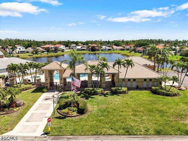 Building Photo - 13870 Silver Lake Ct