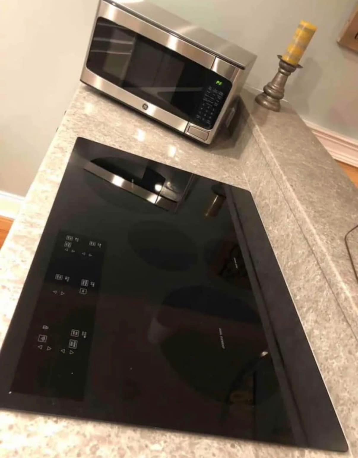 Building Photo - 1142 Victoria Rd