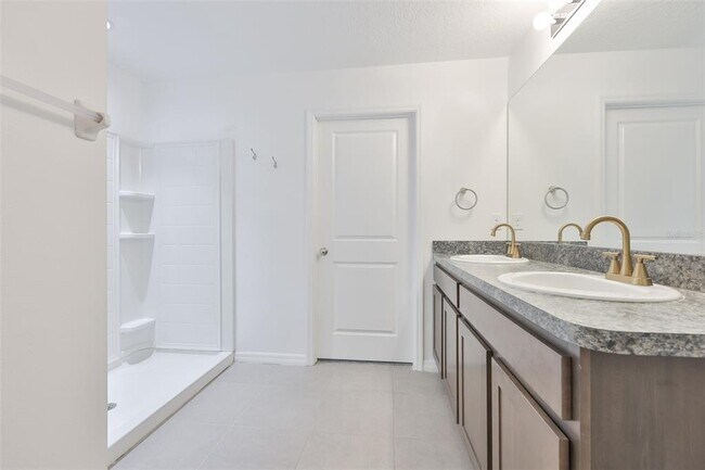 Building Photo - 5461 Magdalene Wy