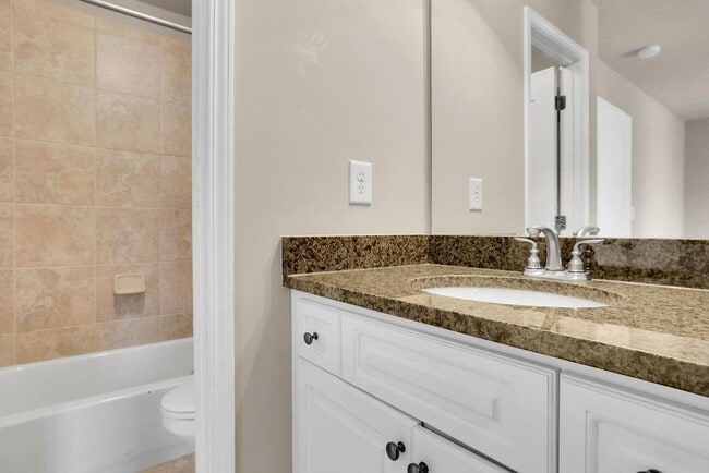 Building Photo - 1225 Mcminn Way