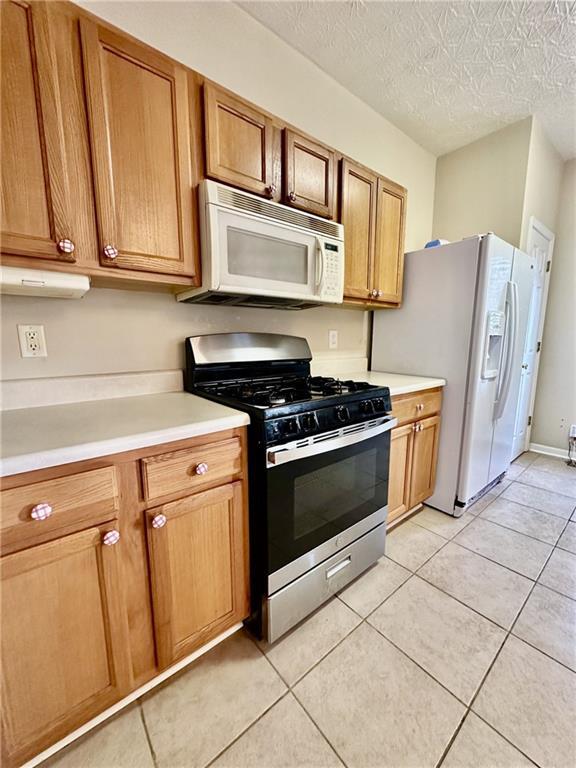 Building Photo - 658 Kenridge Dr