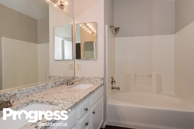 Building Photo - 8024 Festivity Cir