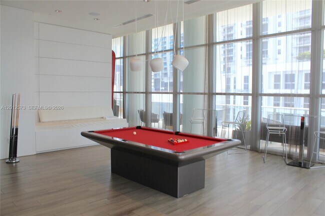 Building Photo - 1100 S Miami Ave