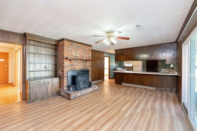 Building Photo - 5110 New Kent Hwy