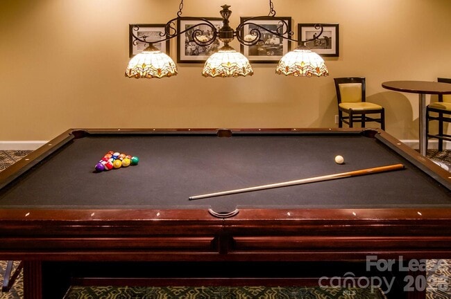 Building Photo - 300 W 5th St