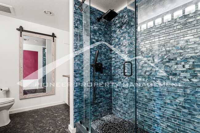 Building Photo - Modern Industrial Condo Downtown with Park...
