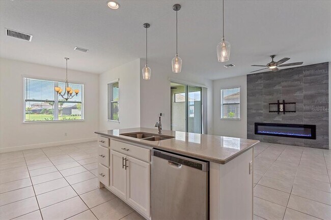 Building Photo - 10123 Carnoustie Pl