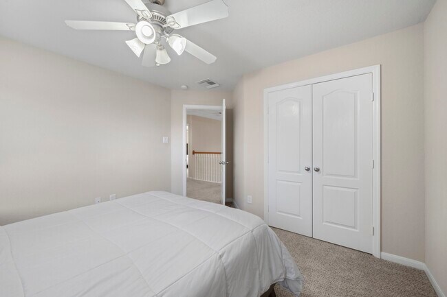 Building Photo - 9431 Thurber Ridge Dr