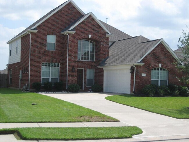 Primary Photo - 2220 Longspur Ln
