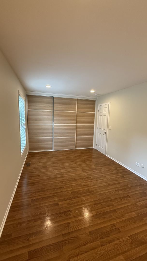 Building Photo - 306 Russet Way