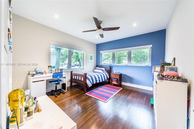 Building Photo - 1315 San Ignacio Ave