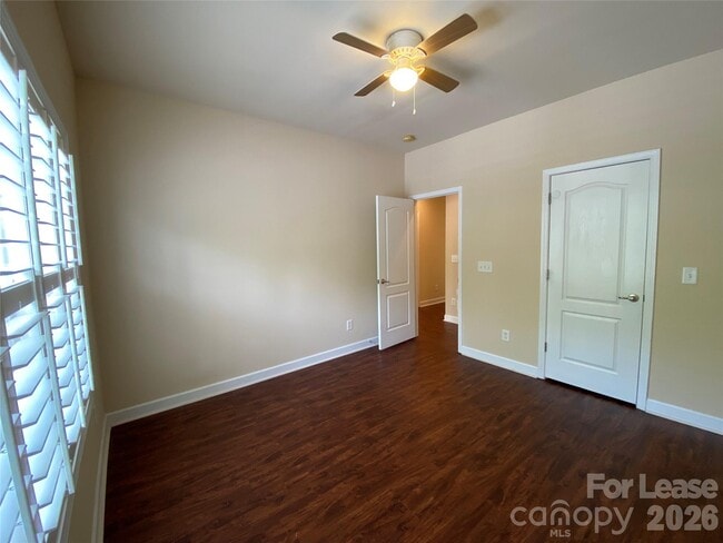 Building Photo - 9916 Evergreen Terrace Drive