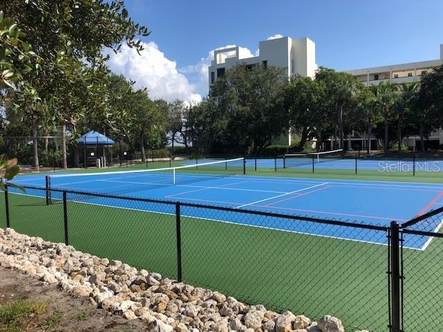 Building Photo - 2020 Harbourside Dr