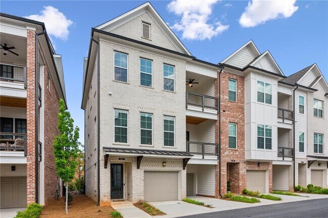 Building Photo - 427 Burton Dr