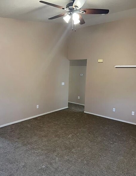Building Photo - 9375 E Yogo Sapphire Ln