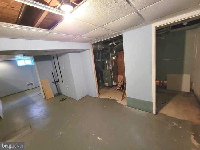 Building Photo - 426 Grant Ave