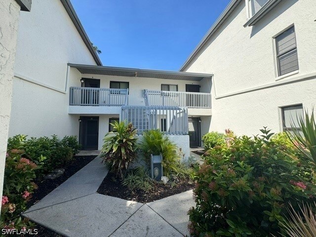 Building Photo - 17455 Woodland Trace Dr
