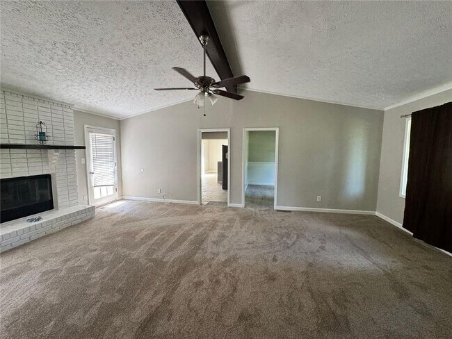 Building Photo - 803 Santa Fe Trail