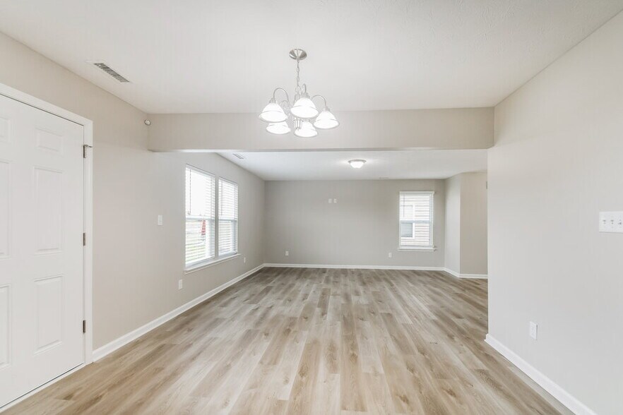 Building Photo - 7832 Wolfgang Pl