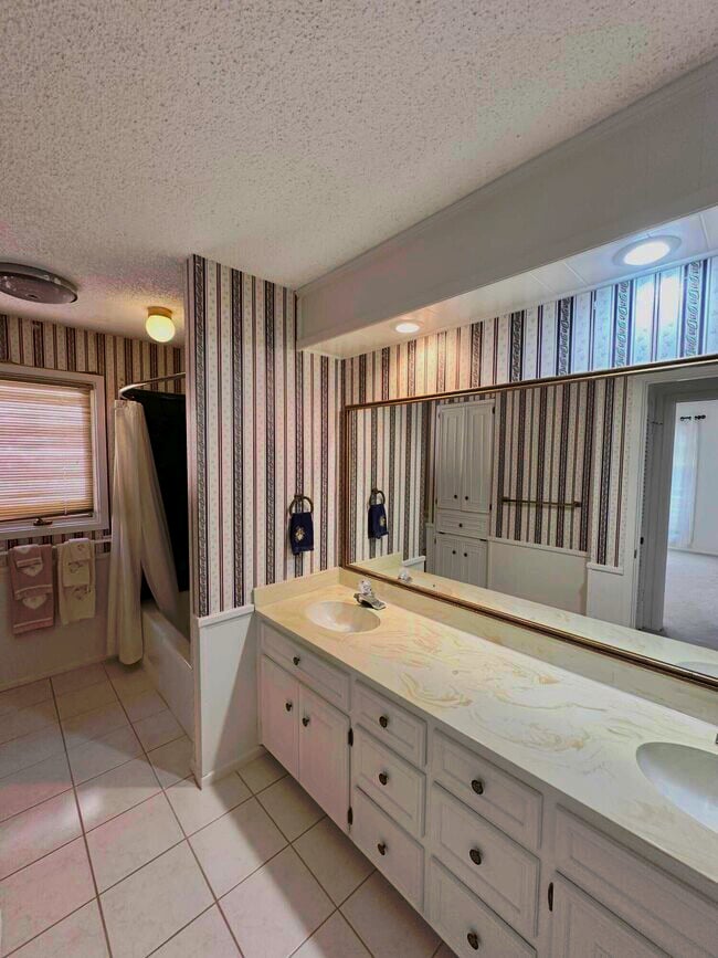 Building Photo - 4610 88th St