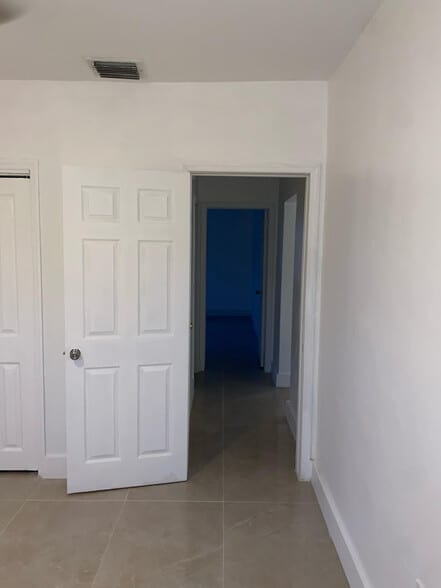 Building Photo - 29 NW 68th St