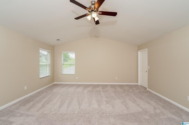 Building Photo - 5060 Bella Ct