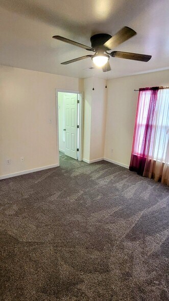 Building Photo - 6512 Kings Grove Ct