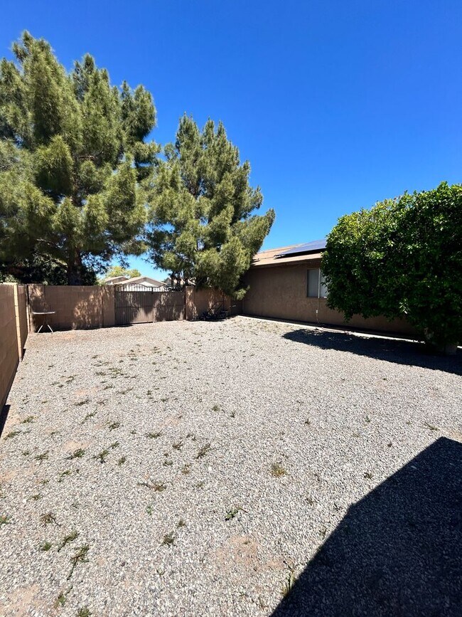 Building Photo - 2783 W 29th Ln