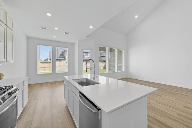 Building Photo - 31239 Anna Mdws Dr
