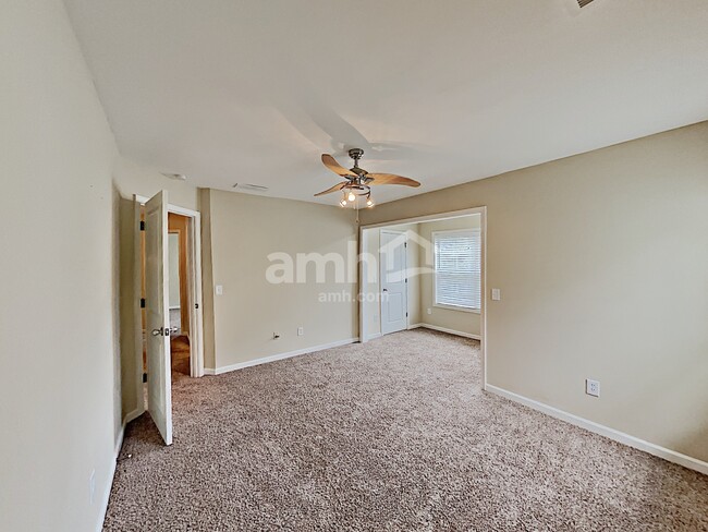 Building Photo - 252 Ascott Lane
