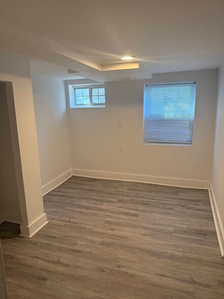 Building Photo - 3006 South Dakota Ave NE