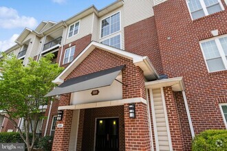 Building Photo - 1591 Spring Gate Dr.