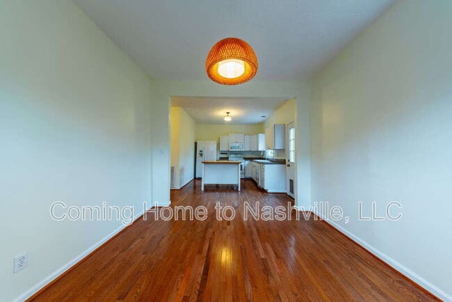 Building Photo - 605 S 11th St