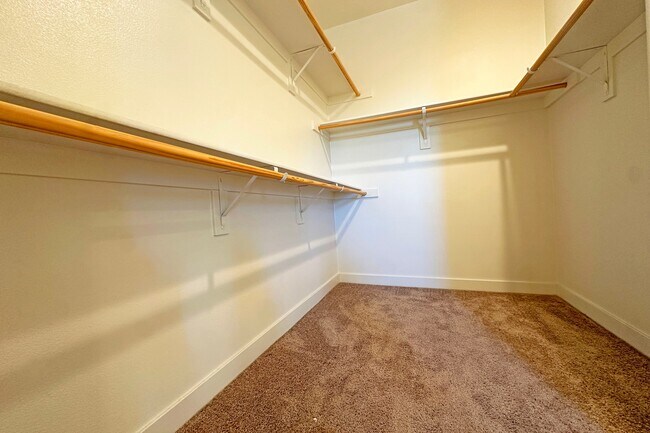 Building Photo - 1635 Faldo Ct