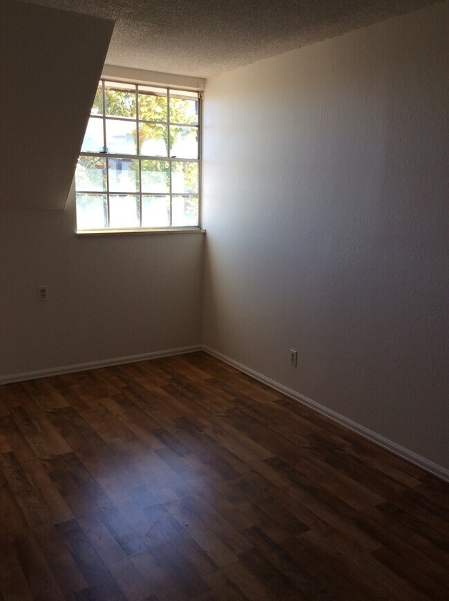 Building Photo - Arborwood Condo in North Boulder