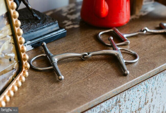 Building Photo - 13230 Falls Rd